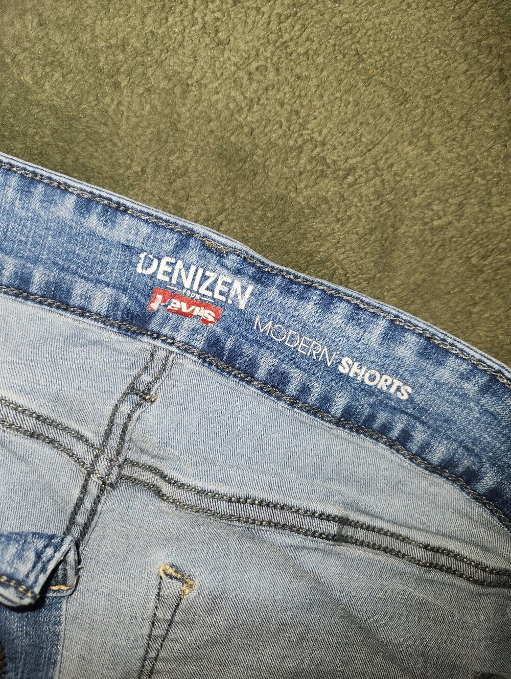 Denizen LEVI Modern Denim Shorts - Picture 2 of 3